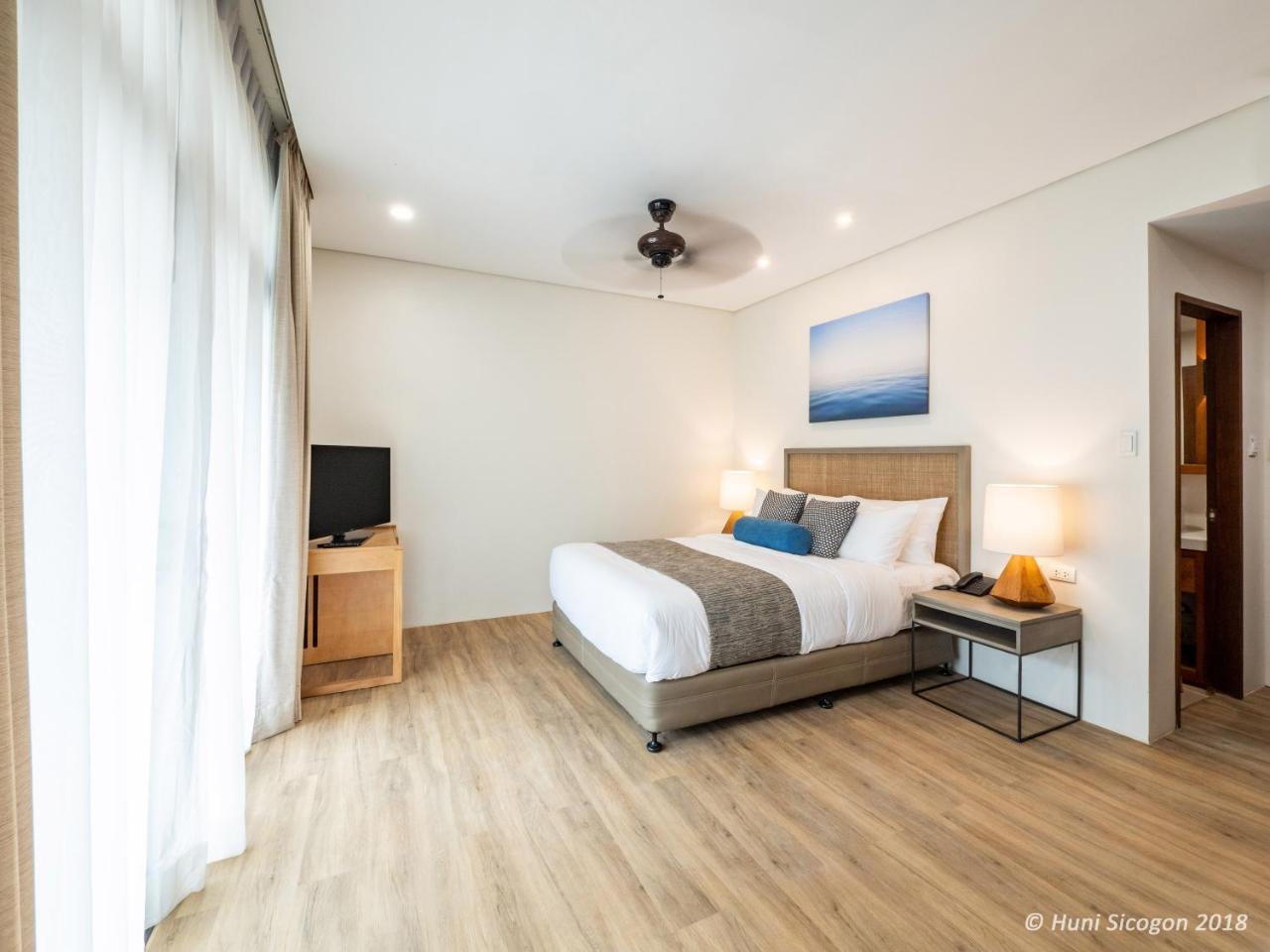 Hotel Huni Sicogon Carles Exteriér fotografie